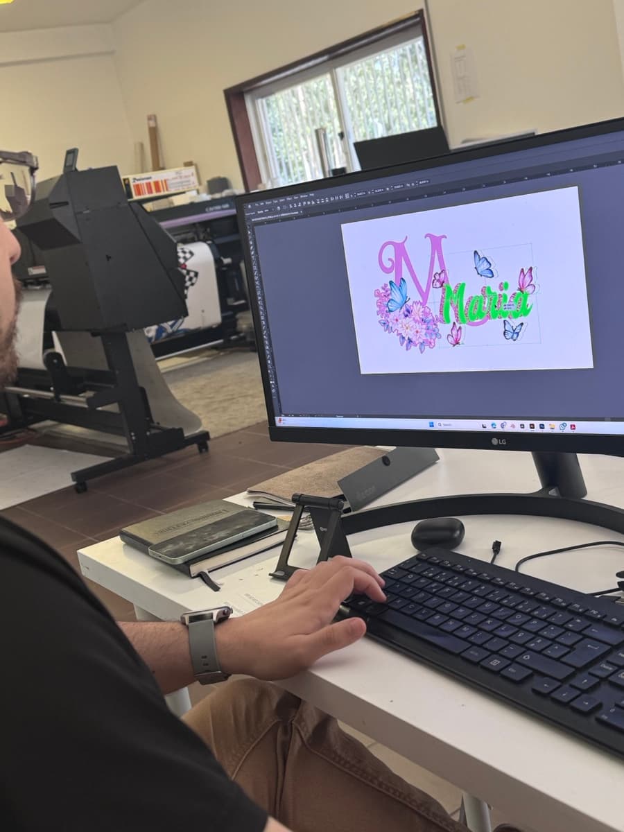 Designing a custom name decal on screen