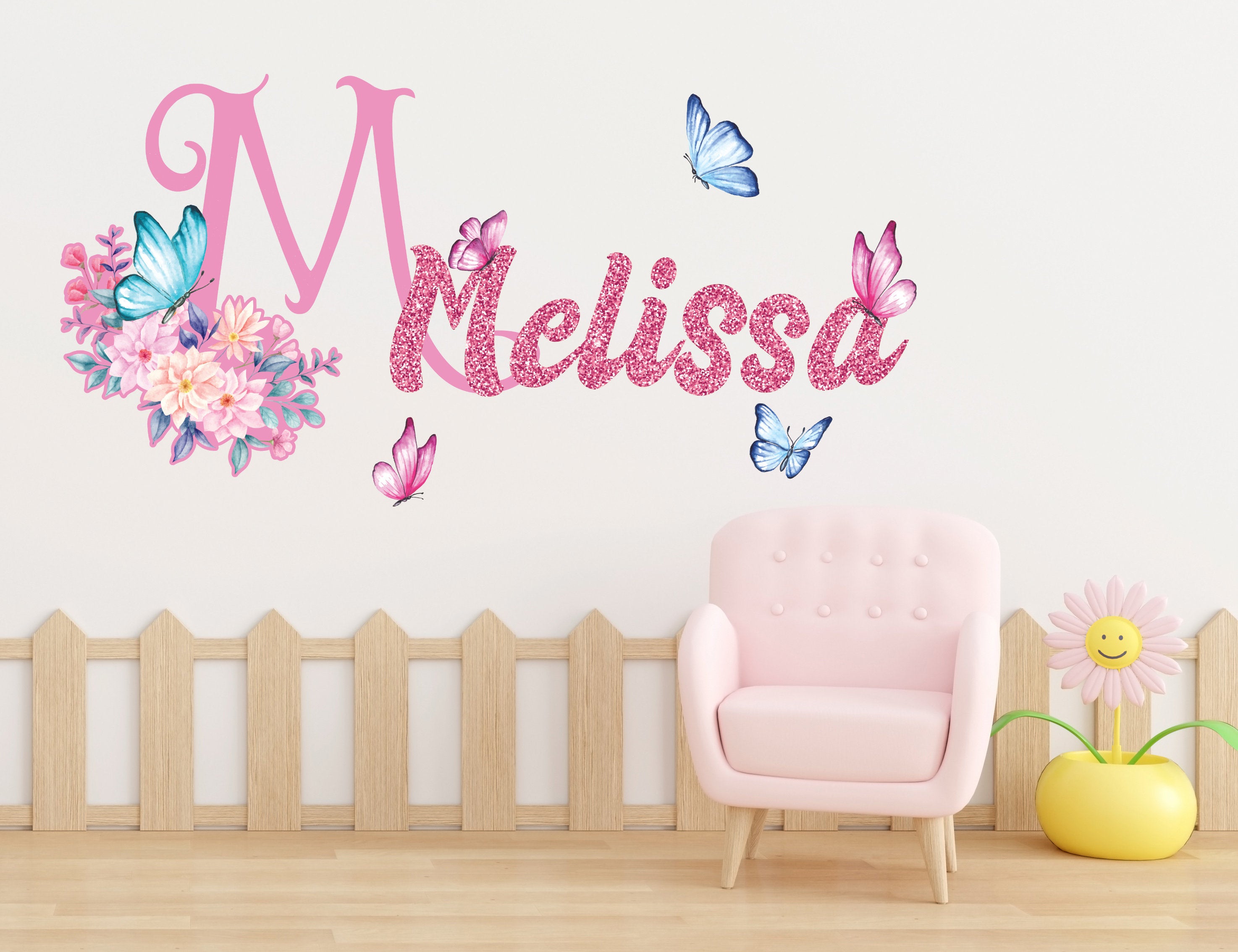 Adesivos de Parede Personalizados com Nome para Meninas - Decoração Infantil com Borboletas e Flores - Vinil Decorativo para Quarto Infantil